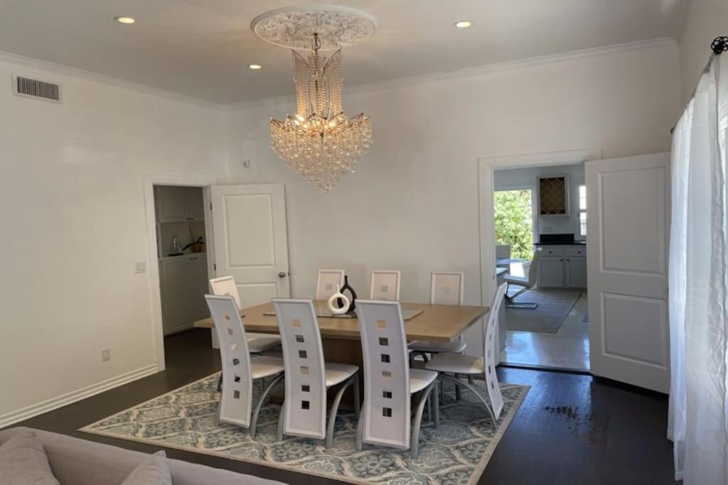 Casa vacanze Stylish 3bd In Beverly Hills